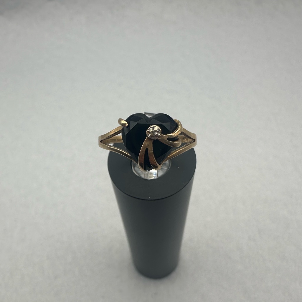 10k Yellow Gold Black Onyx Diamond Ring